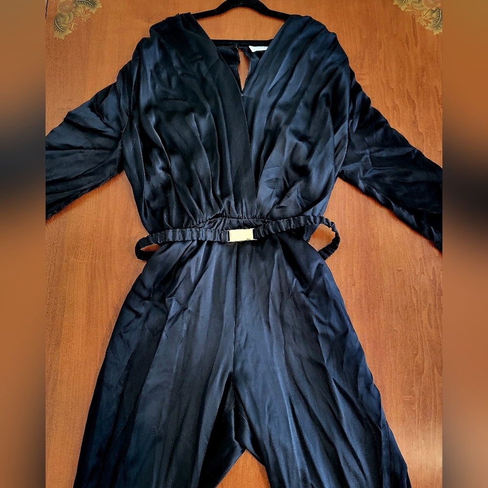 Amanda Uprichard X Revolve Black Silk Jumpsuit with Gold Belt – Sz Large